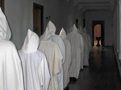 Procession de moines